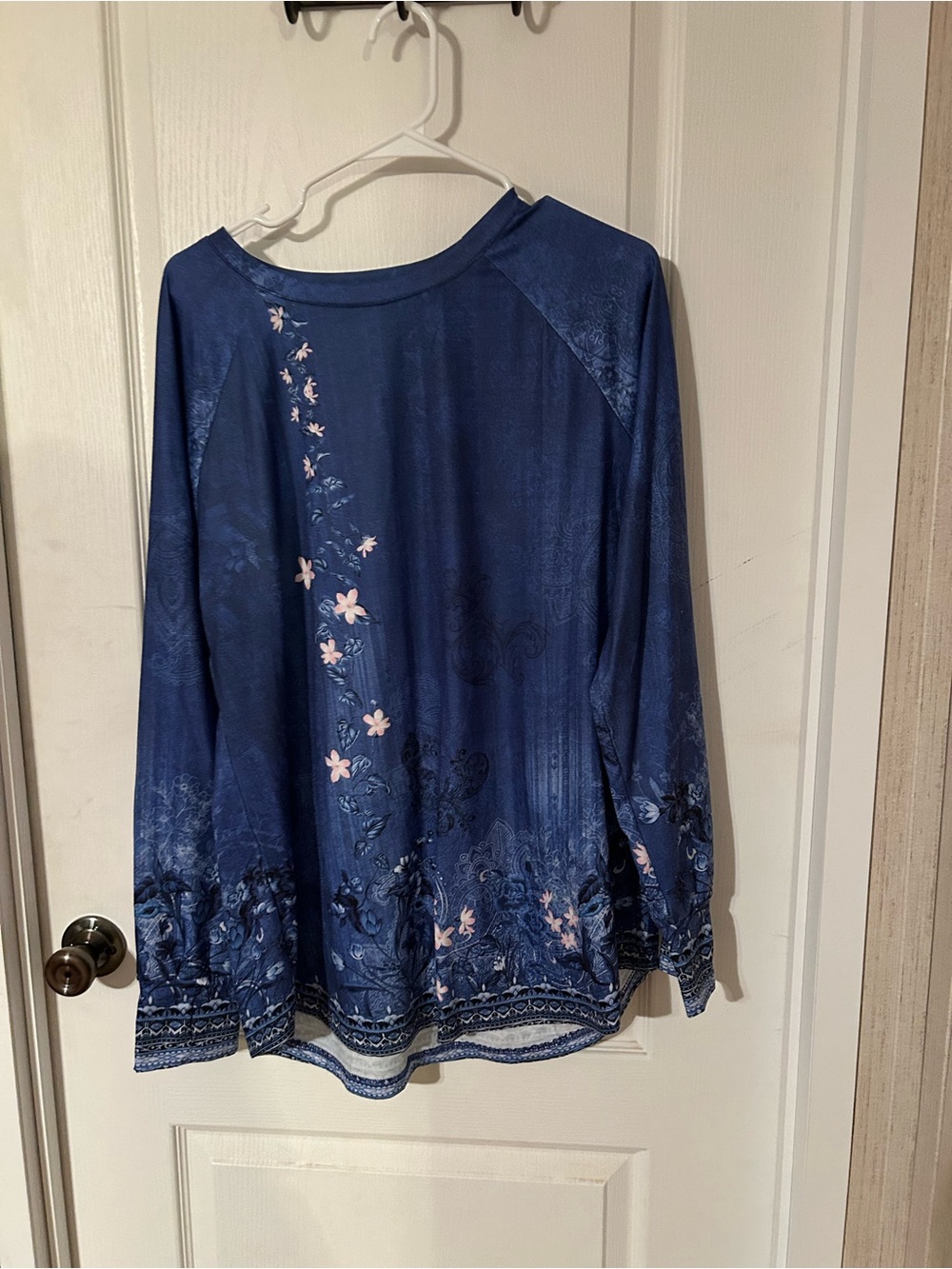Blue Floral Long-Sleeve Women's Top